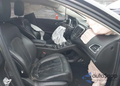 2015 Chrysler 200 C z USA, uszkodzony, nr VIN 1C3CCCCBXFN603170